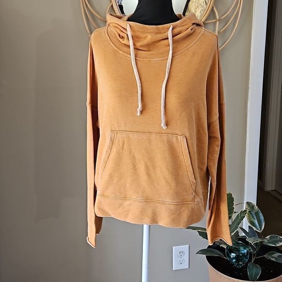 Betsey Johnson Performance Heathered Mustard Cowl Neck Hoodie Sz L‎ - Picture 14 of 14